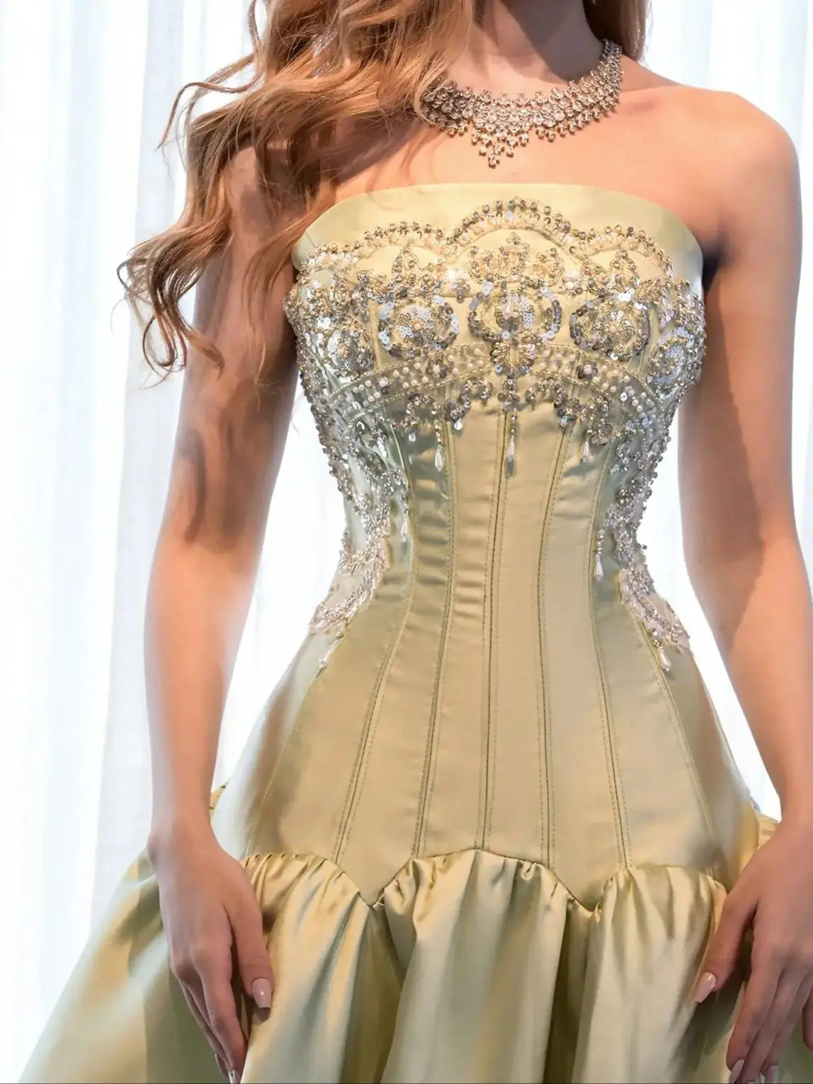 Sansa Customized 2026 Elegant Champagne Gold Strapless Prom Dresses Beaded Corset Satin Ball Gown Formal Evening Gowns Vestidos