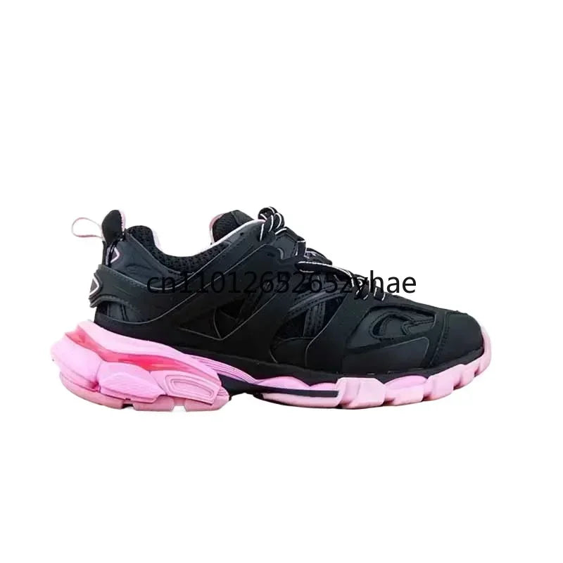 Couple-style casual sports shoes are highly versatile and suitable for all occasions.