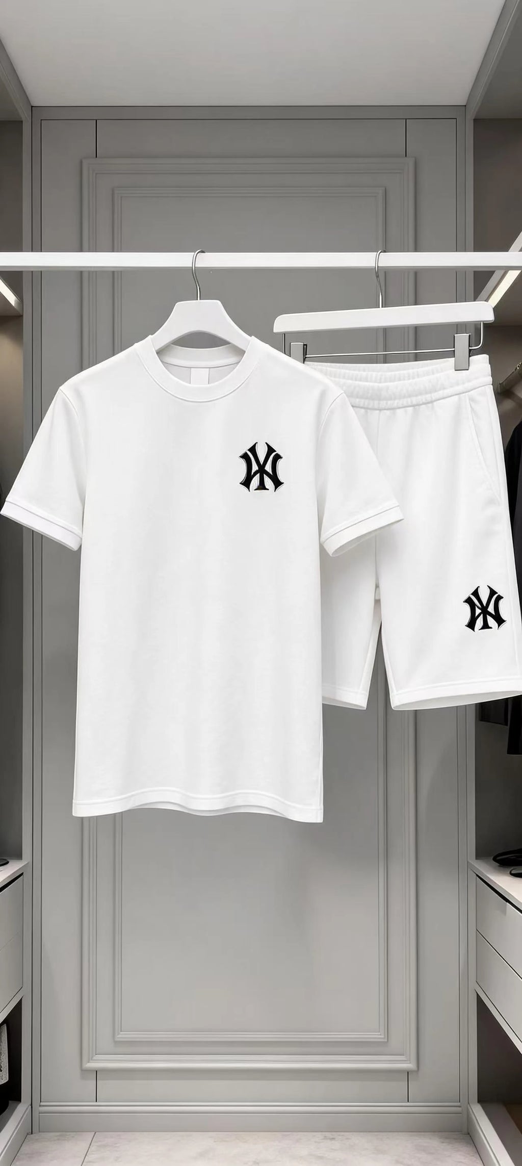 New hot selling 2026 men's two-piece sportswear short sleeved T-shirt and pants set running fitness summer