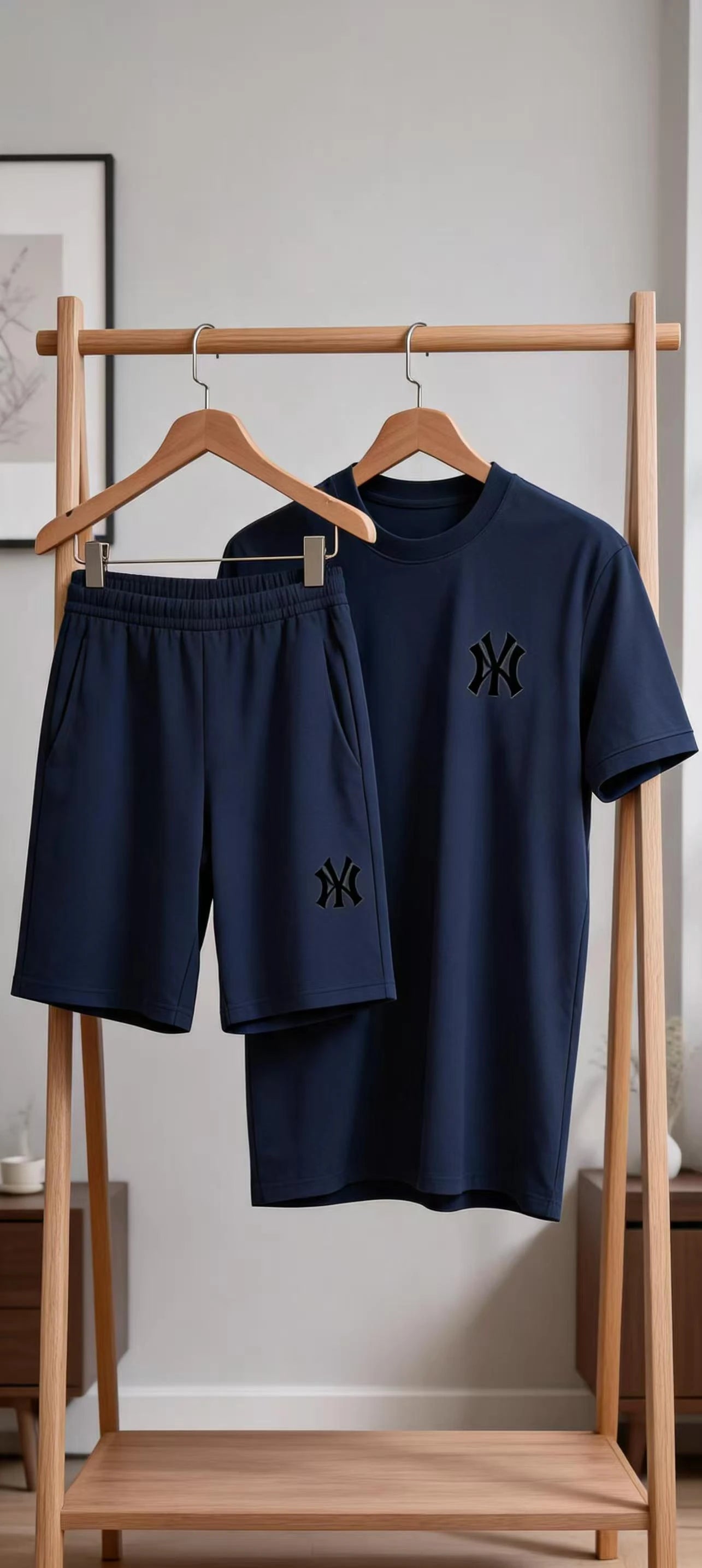 New hot selling 2026 men's two-piece sportswear short sleeved T-shirt and pants set running fitness summer