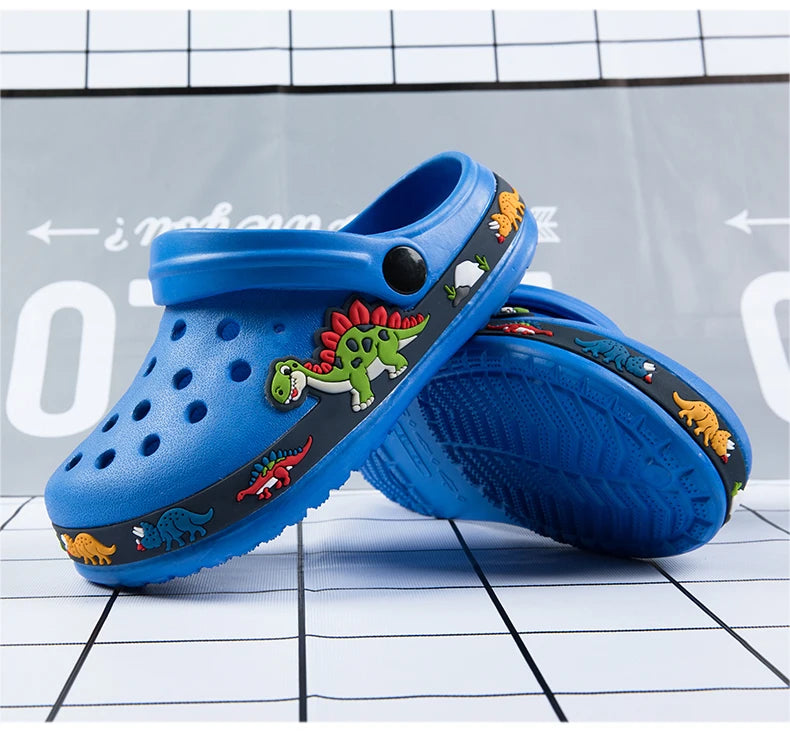 New Fashion Cartoon Sandals for Kids Summer Slippers Boys Girls Casual Garden Shoes Hollow-out Beach Shoes Clogs for Children