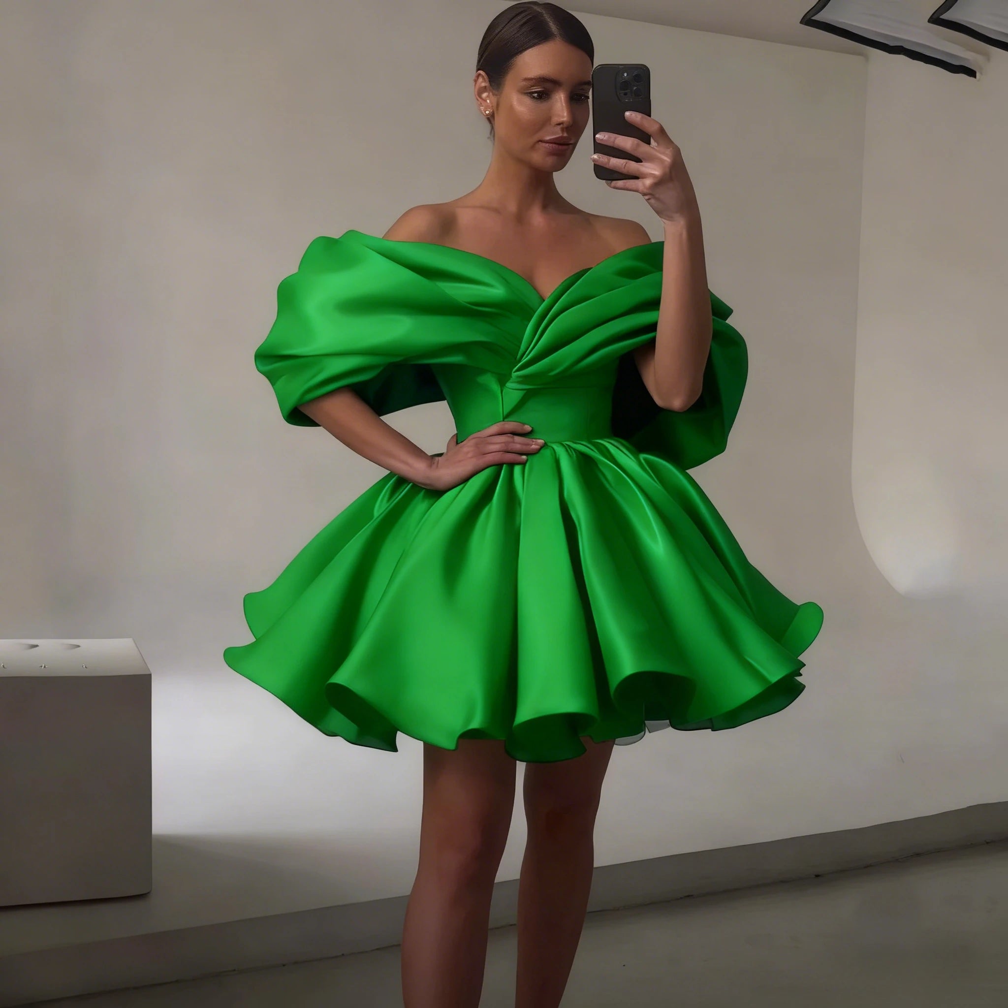 Black Mini Evening Dress Pleat Off the Shoulder Short-Sleeve Women Party A-Line Puff Short Custom Made V-Neck Gowns for Ladies