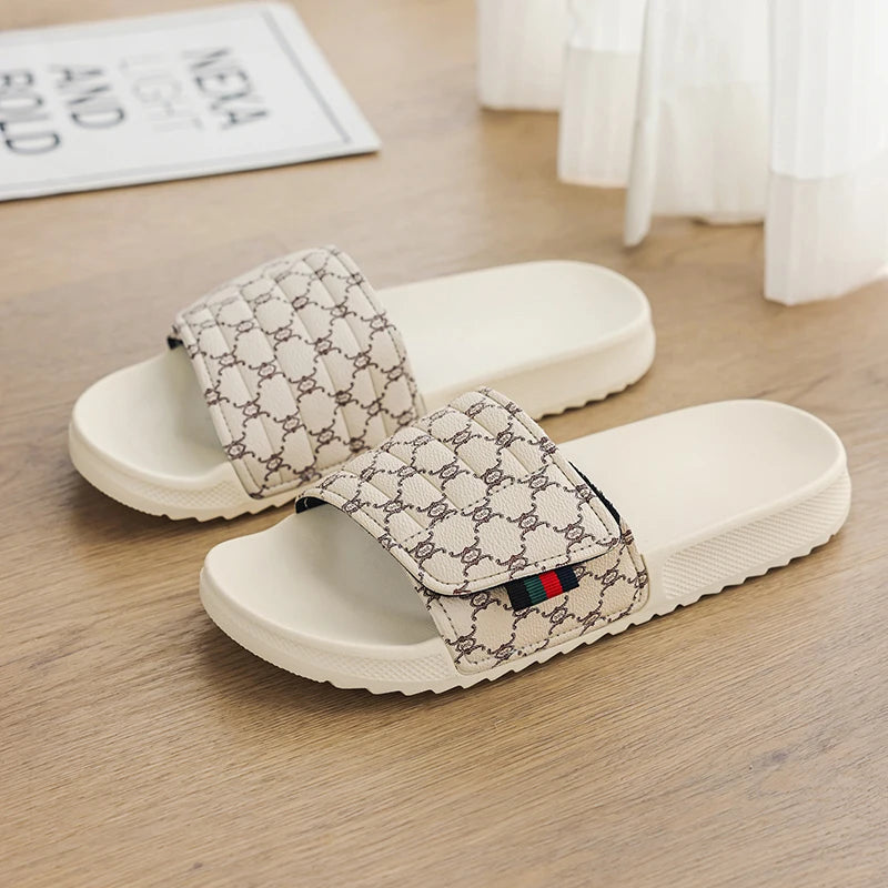 Men's Printed Skateboard Sandals Casual Non-Slip Thick-Soled Slippers Fashionable Summer Beach Indoor and Outdoor Home Shoes
